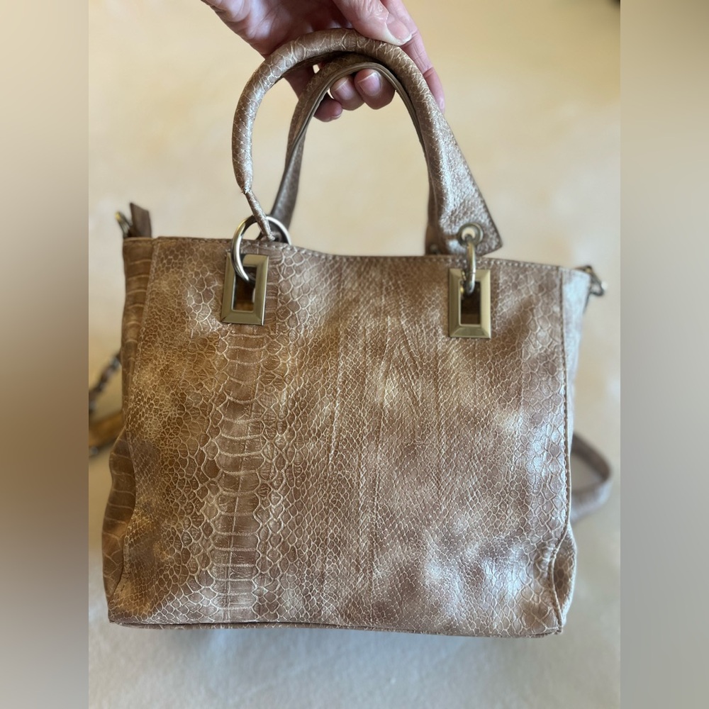 Ivanka Trump Vintage Y2K Tan Two Way Crossbody Bag with Chain Strap EUC - Picture 7 of 14